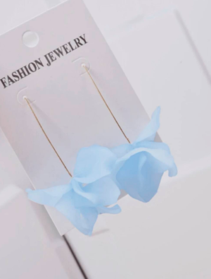 aros light blue flower